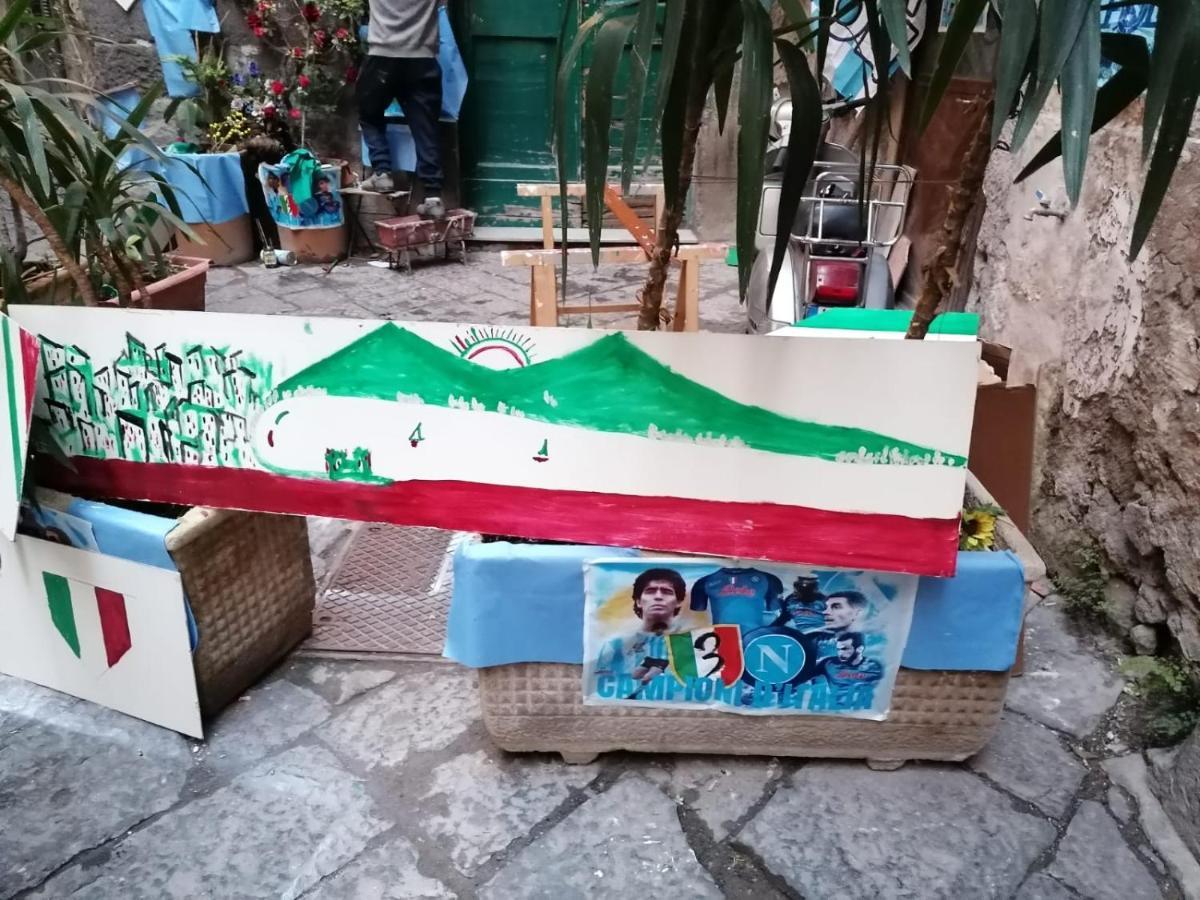 Suite San Gennaro Bis Neapol Zewnętrze zdjęcie